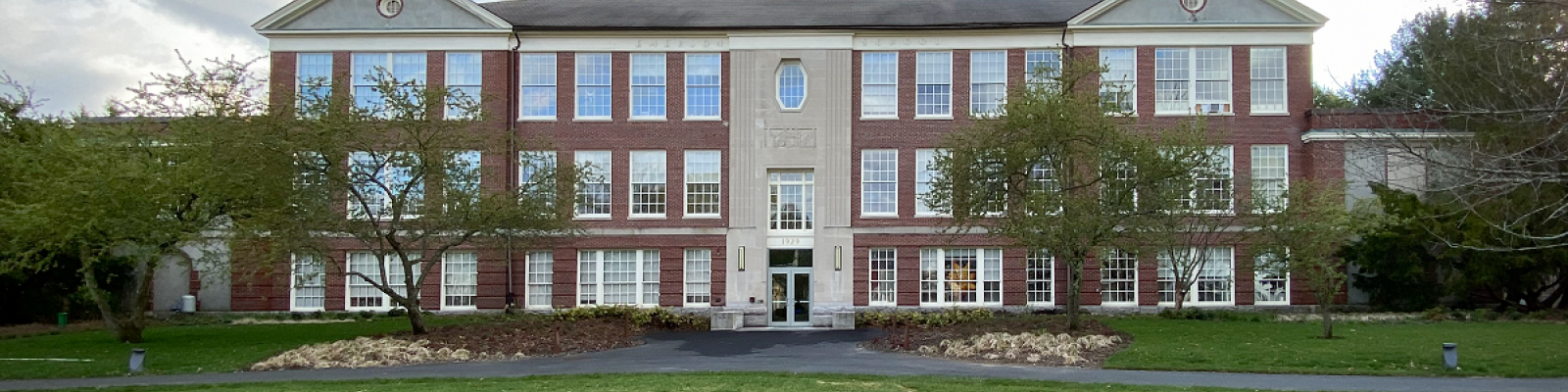 The facade of The Umbrella Arts Center, 40 Stow Street, Concord, MA The facade of The Umbrella Arts Center, 40 Stow Street, Concord, MA