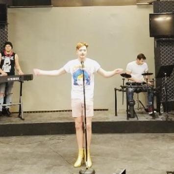Hedwig-Rehearsal-Horizontal-by-Nicole-Okeefe.jpg